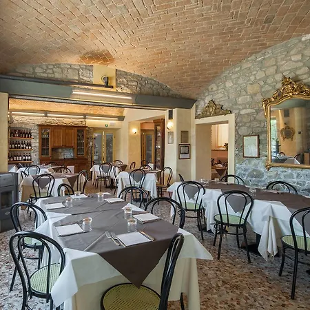 Del Castello * Zavattarello